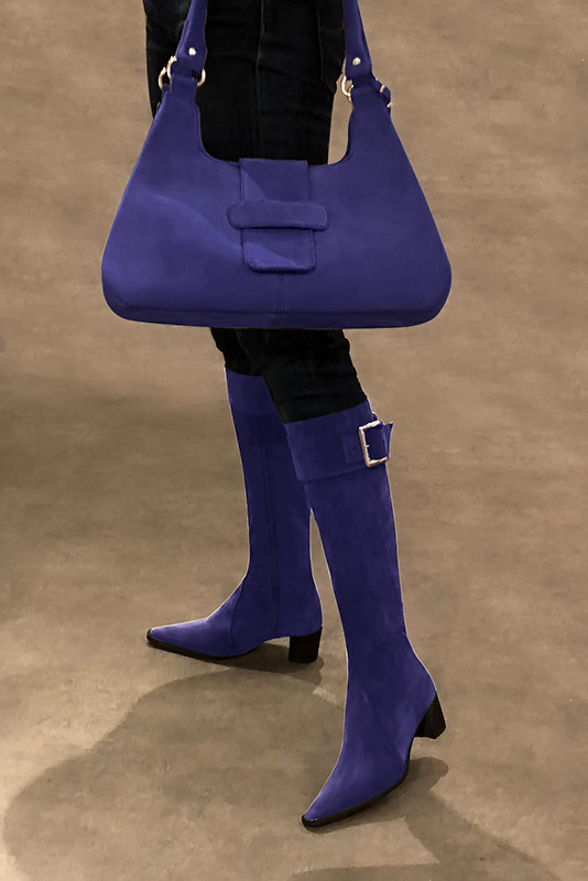 Violet purple women's calf bracelets, to wear over boots. Worn view - Florence KOOIJMAN